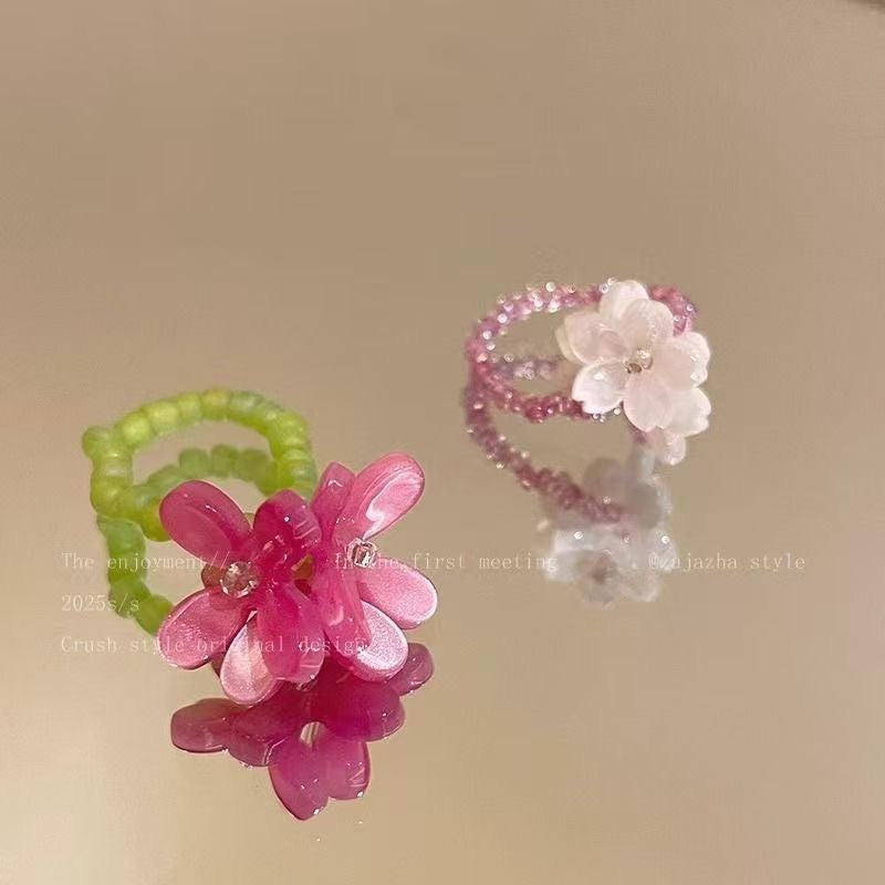 Elastic Cord Beaded Flower Ring BR041