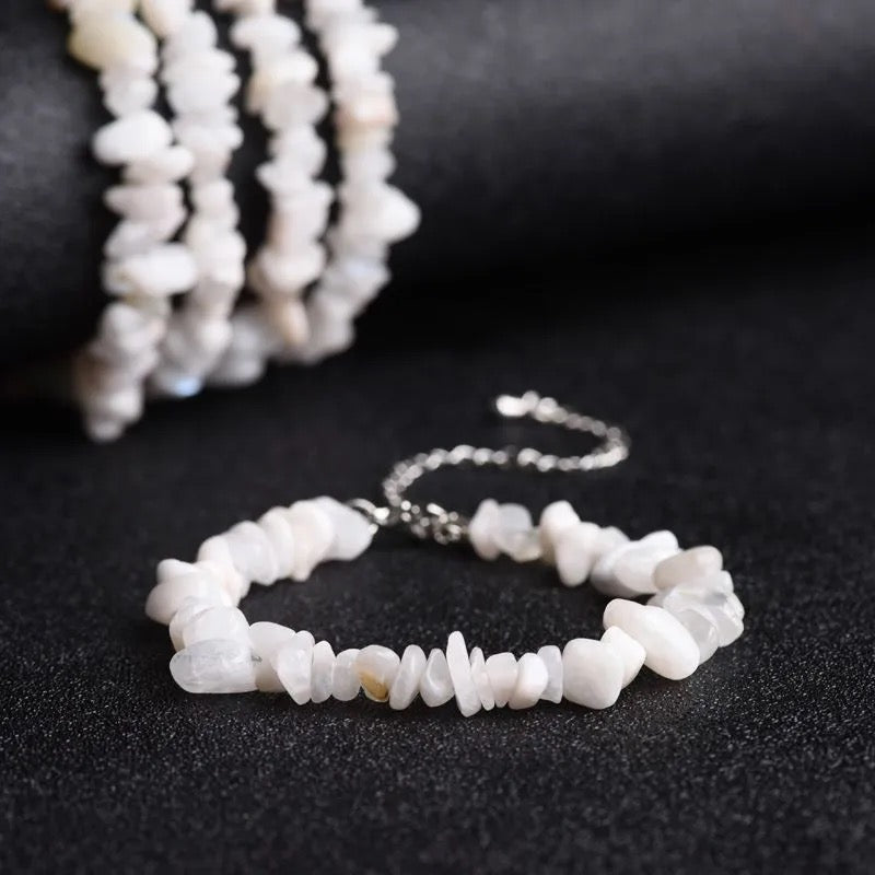 White Moonstone Crushed Stone Bracelet (Adjustable) BR024